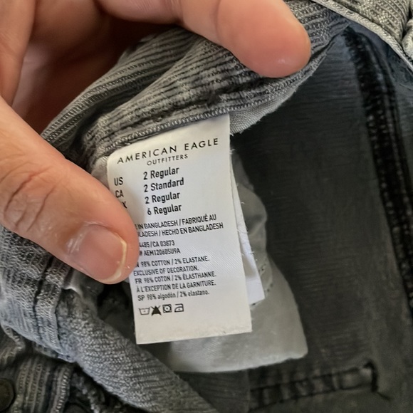 Preloved - Picture 3 of 5